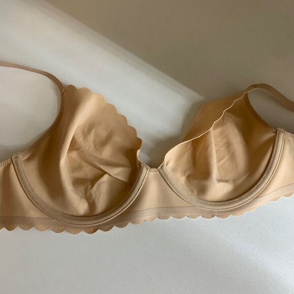 Aerie Bra Womens 34D Sand Real Me Full Coverage Unlined Scalloped Trim Underwire - Picture 8 of 16